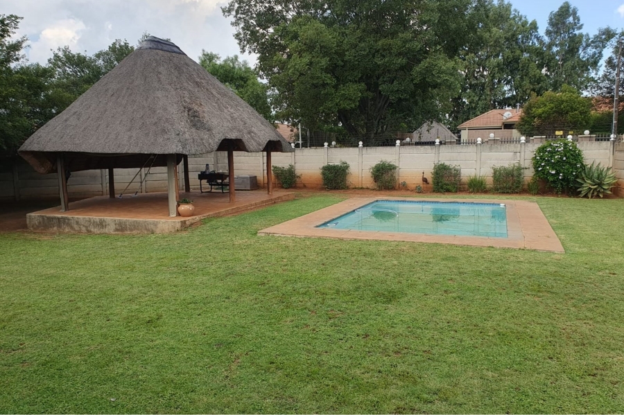 3 Bedroom Property for Sale in Vaalpark Free State